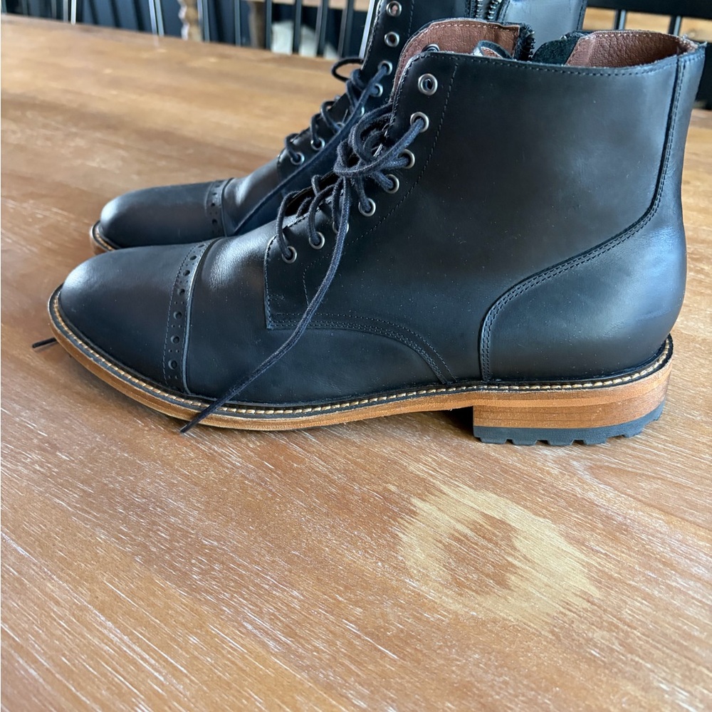 Warfield & Grand Black Leather Men's Boots - Picture 2 of 8